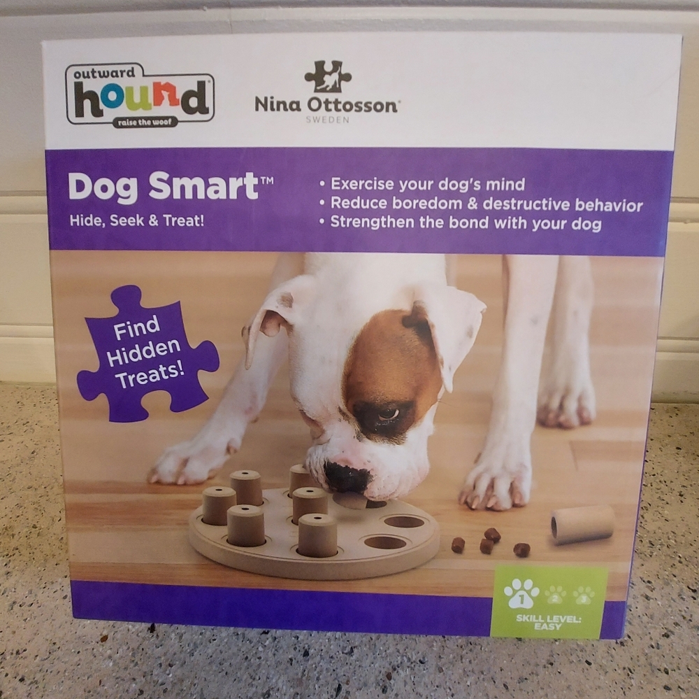 Outward Hound Dog Smart Puzzle - Tan and White